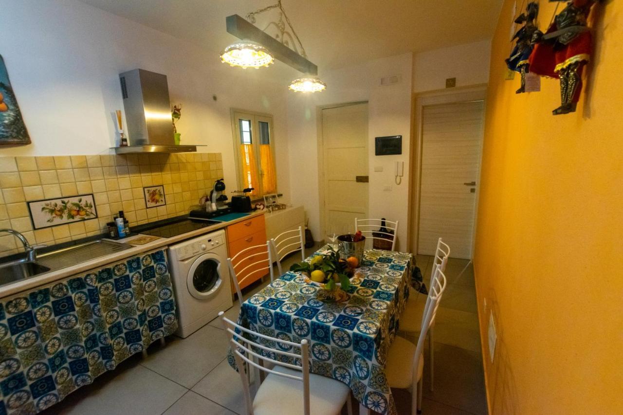 Apartamento La Zagara Aci Castello Exterior foto