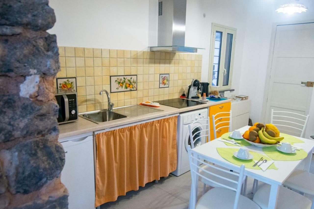 Apartamento La Zagara Aci Castello Exterior foto